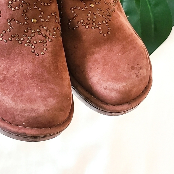 Ariat Mules clogs Western Slip On Rodeo Cowboy Cowgirl Studded Grunge Comfort - Picture 15 of 16